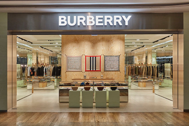 burberry storefront