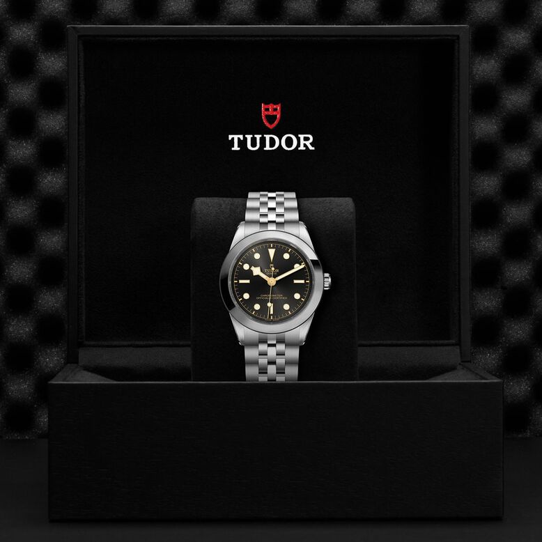 Black Bay 39 Manufacture Calibre MT5602 &#40;COSC&#41; 39mm Steel Case Steel Bracelet, , hi-res