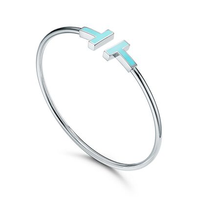 Tiffany T turquoise wire bracelet in 18k white gold, small, , hi-res