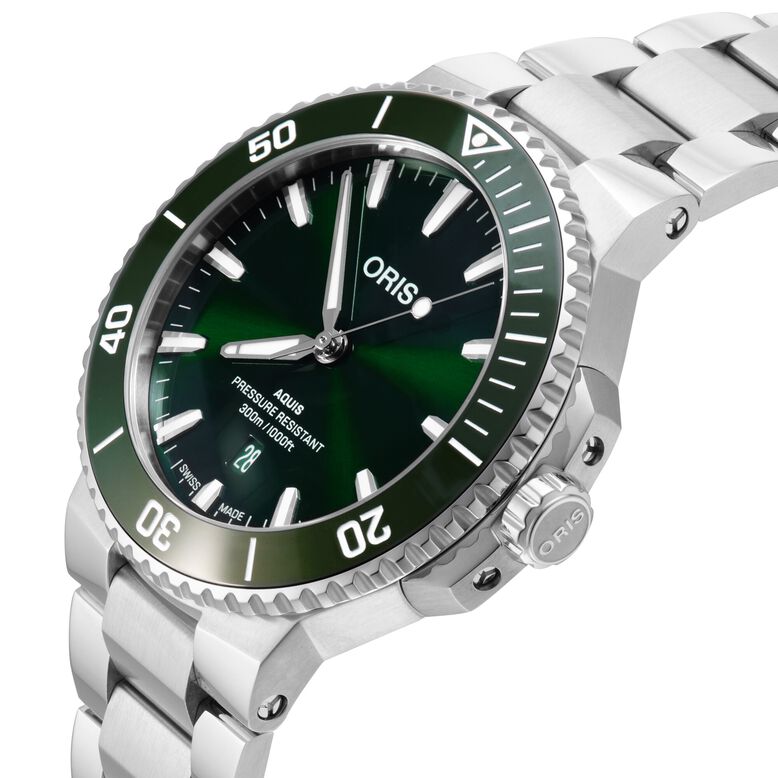 Aquis Date 43.5mm Green Dial Mens Watch, , hi-res