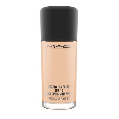 Studio Fix Fluid SPF15 Foundation  