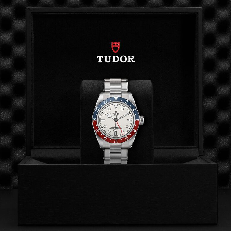 Black Bay GMT Manufacture Calibre MT5652 &#40;COSC&#41; 41mm Steel Case Steel Bracelet, , hi-res