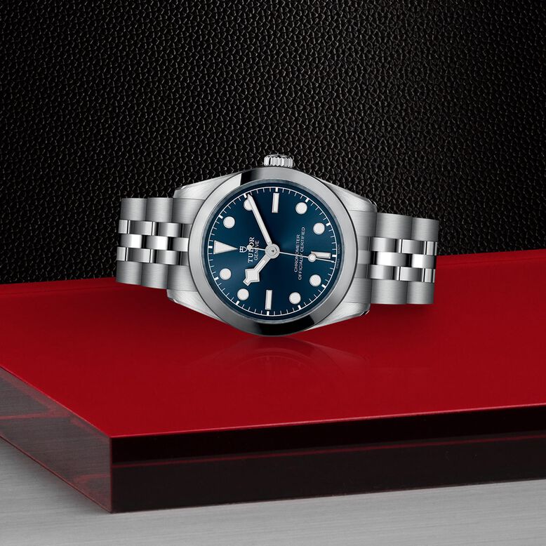 Black Bay 31 Manufacture Calibre MT5201 &#40;COSC&#41; 31mm Steel Case Steel Bracelet, , hi-res