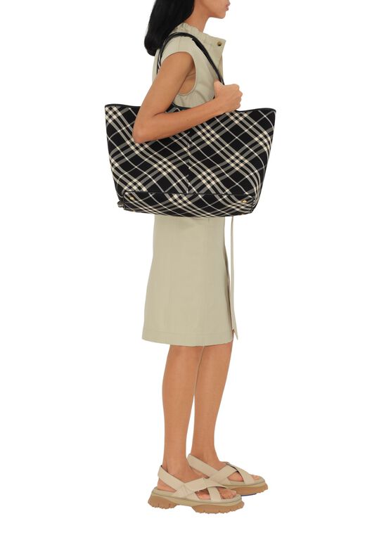 Medium Check Tote, , hi-res