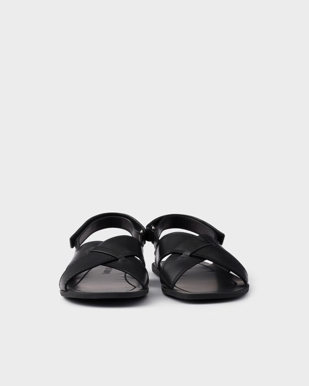 Dec&ograve; leather crisscross sandals, , hi-res