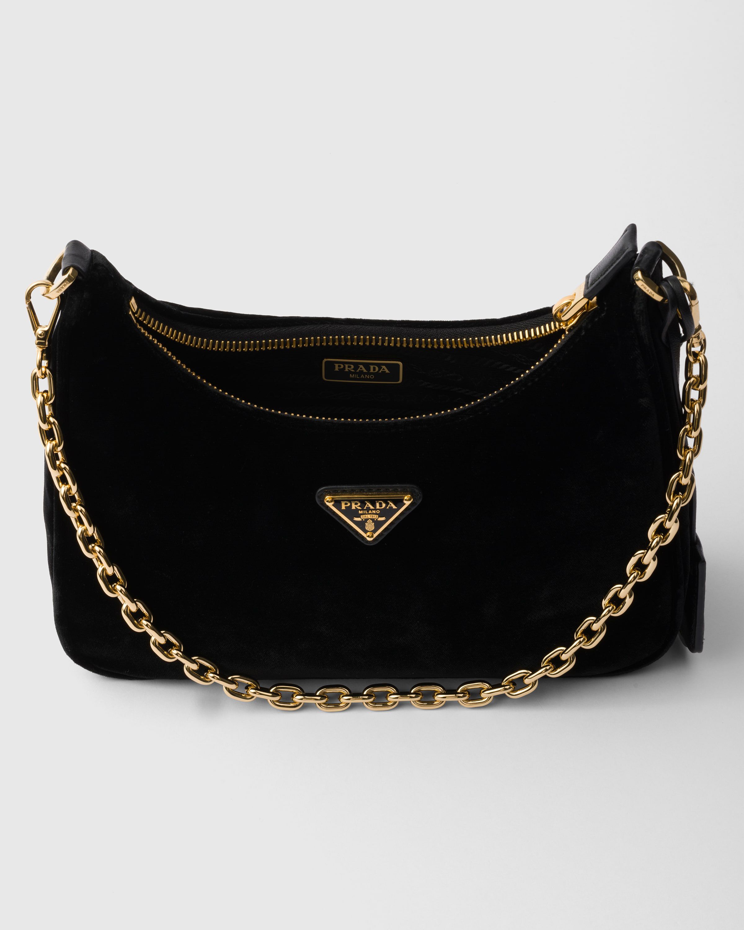 Prada Prada Re-Edition mini velvet bag Women | Heathrow Reserve 