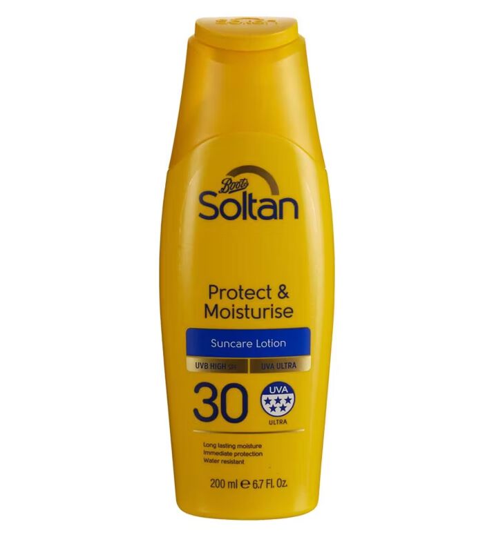 Soltan Protect &amp; Moisturise Suncare Lotion SPF30 200ml, , hi-res
