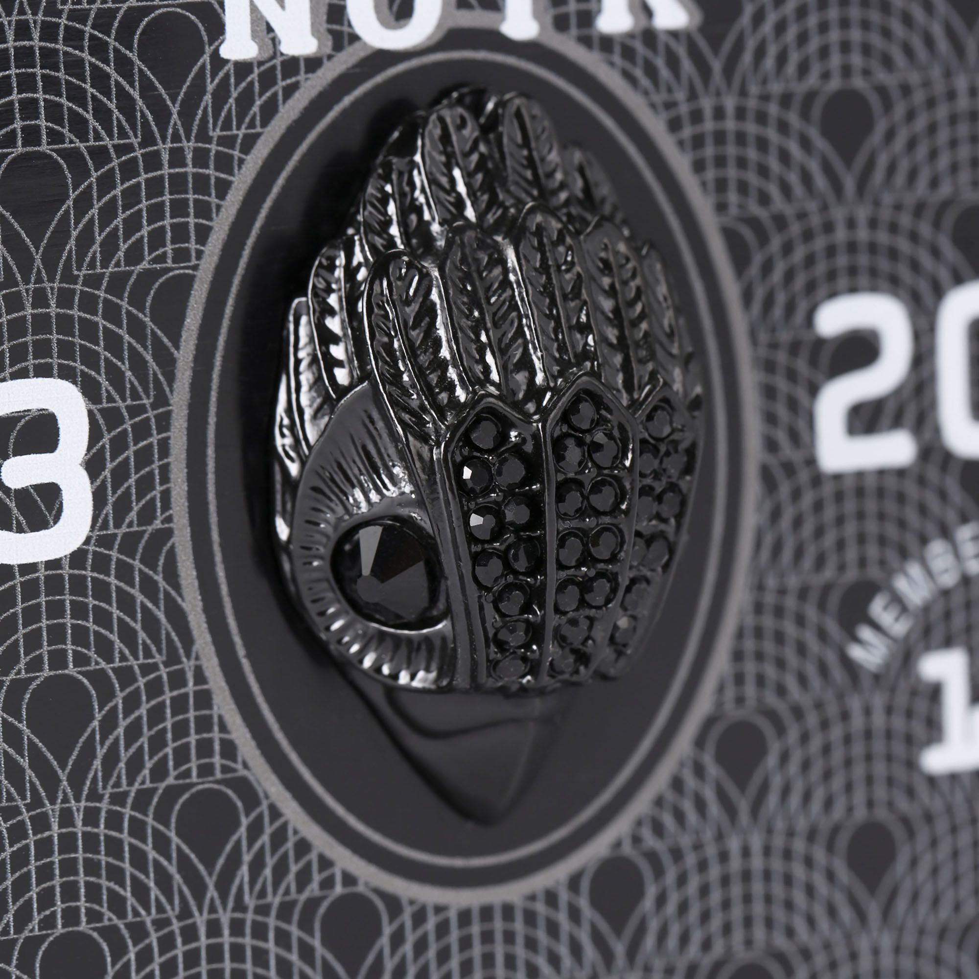 Credit card 2025 clutch