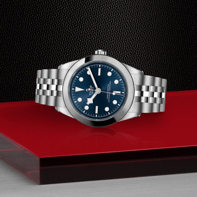 Black Bay One 39 Manufacture Calibre MT5602 &#40;COSC&#41; 39mm Steel Case Steel Bracelet, , hi-res