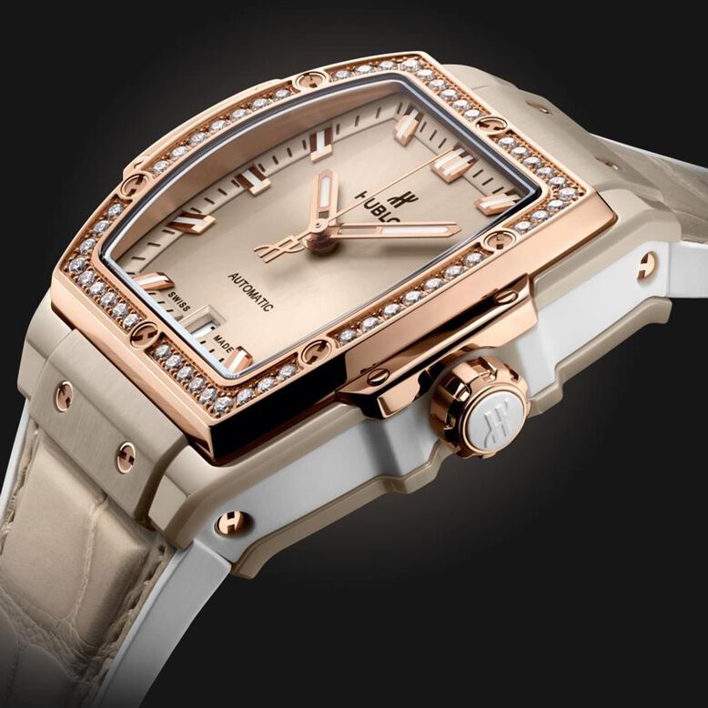Spirit Of Big Bang Beige Ceramic King Gold Diamonds 39mm Watch, , hi-res