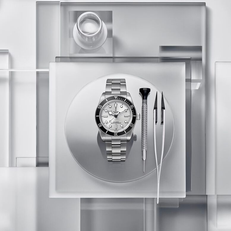 Black Bay 68 43mm Steel Case Silver Dial, , hi-res