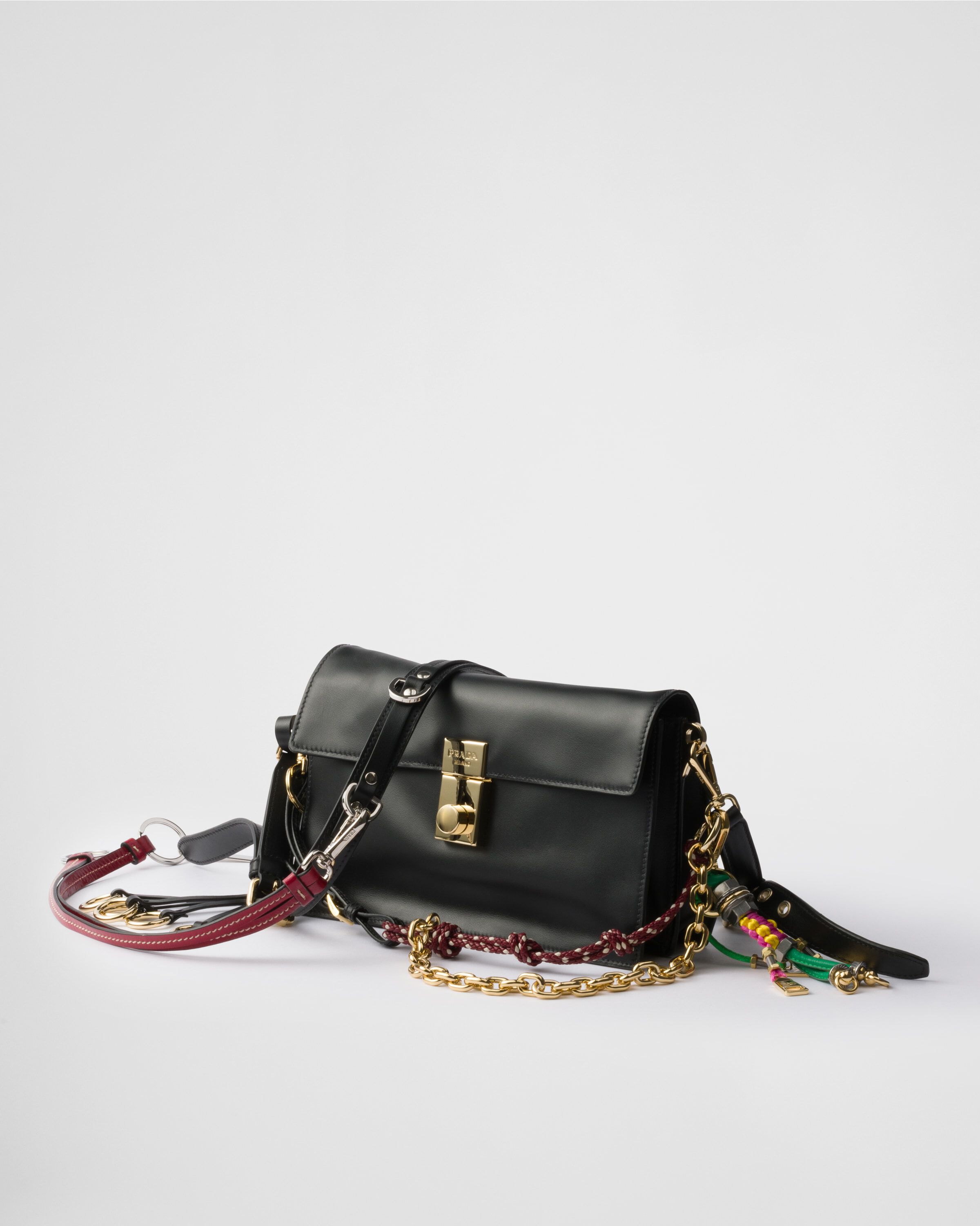 Prada soft leather shoulder bag deals
