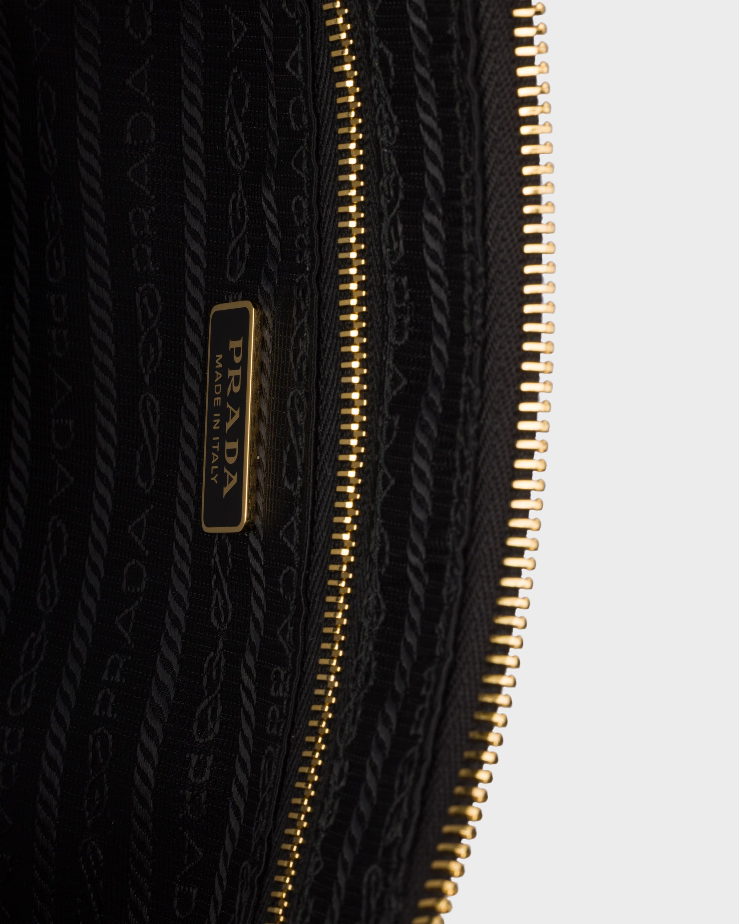 バッグ・カバンその他 Prada Prada Demi-Lune shoulder bag brandy in Re-Nylon Brandy Prada Demi-lune Re-Nylon shoulder bag | PRADA