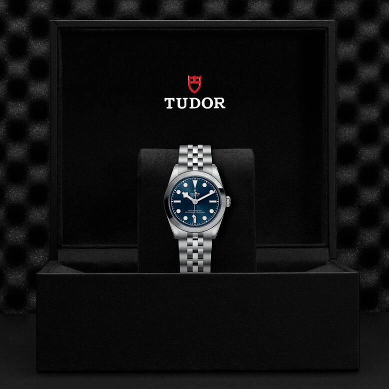 Black Bay 31 Manufacture Calibre MT5201 &#40;COSC&#41; 31mm Steel Case Steel Bracelet, , hi-res