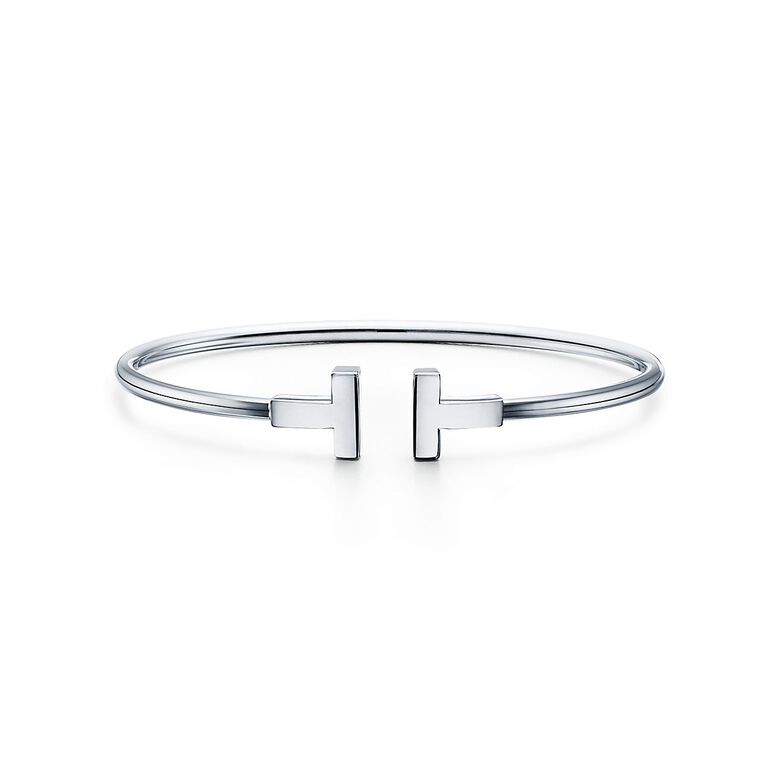 Tiffany T wire bracelet in 18k white gold, , hi-res