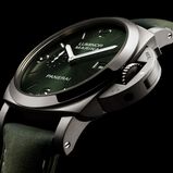 Luminor Marina Titanio 44mm Mens Watch Green, , hi-res