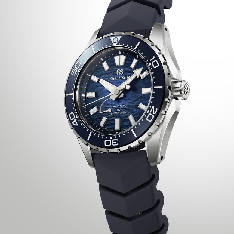 Evolution 9 Spring Drive U.F.A Ushio 300 Diver 40.8mm Mens Watch Blue, , hi-res