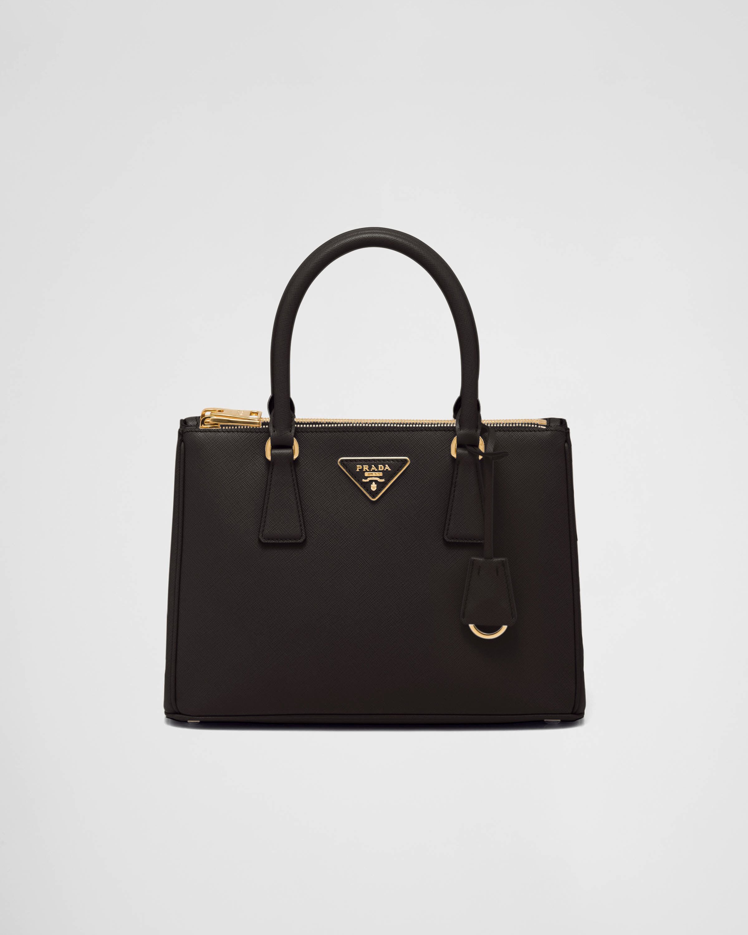 Prada saffiano tote outlet