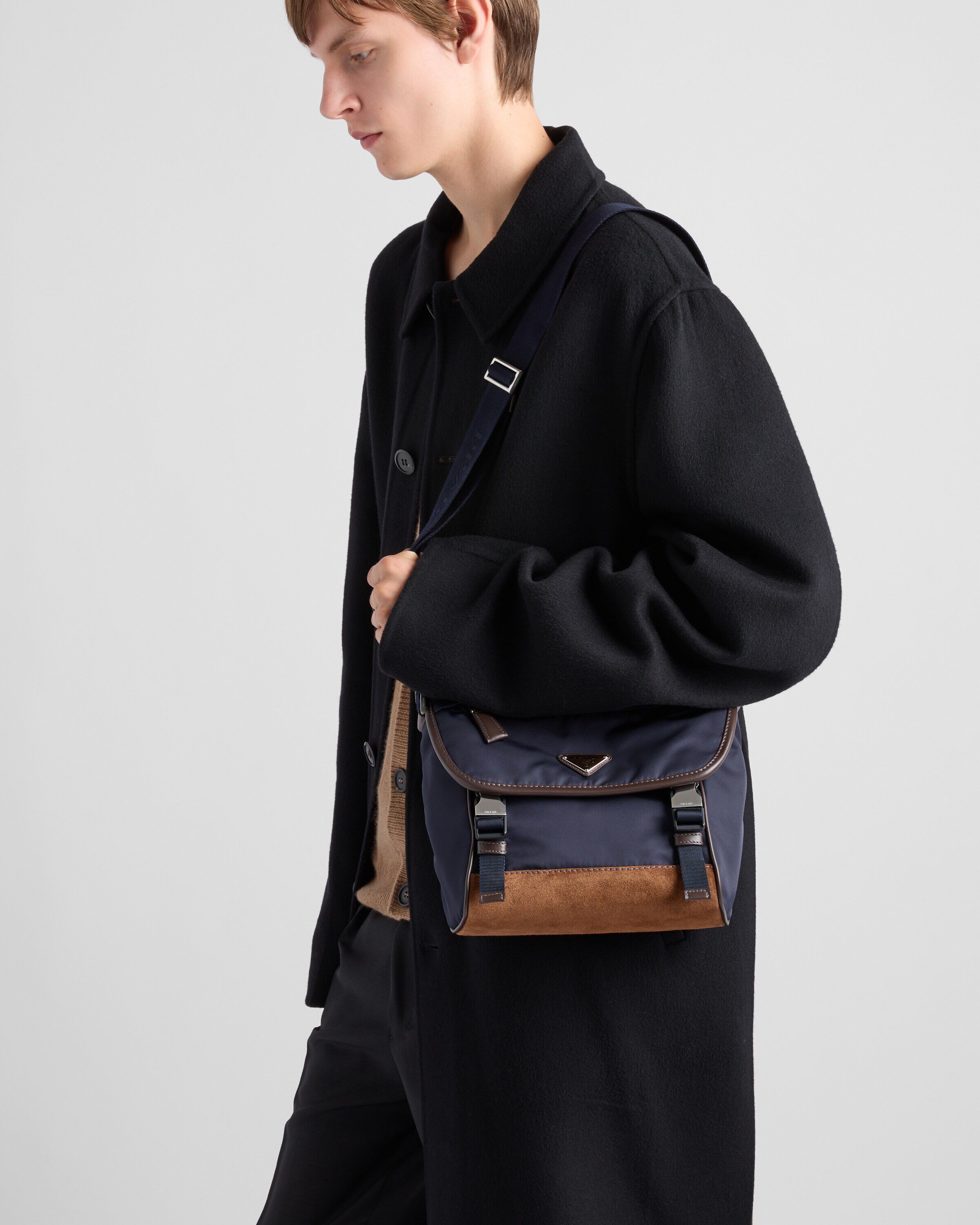 ショルダーバッグ PRADA 2VD066_384_F0C1B RE-NYLON AND LEATHER SHOULDER BAG Prada Medium Re-Nylon and leather shoulder bag Crossbody
