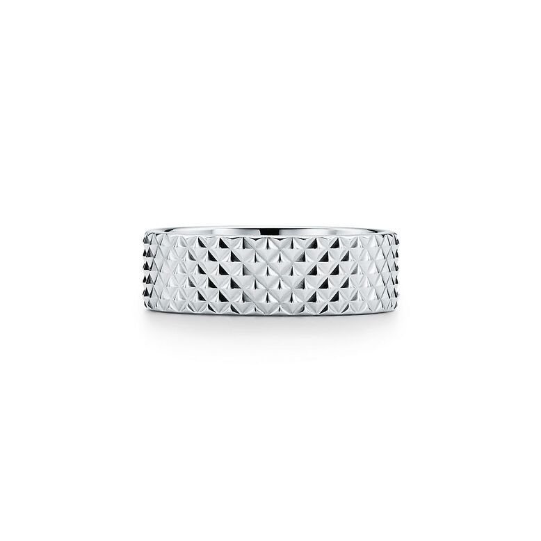 Diamond Point wide ring in sterling silver. - Size 10 1/2, , hi-res