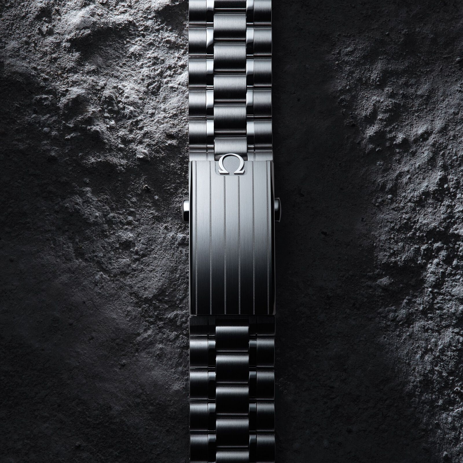 New moonwatch online