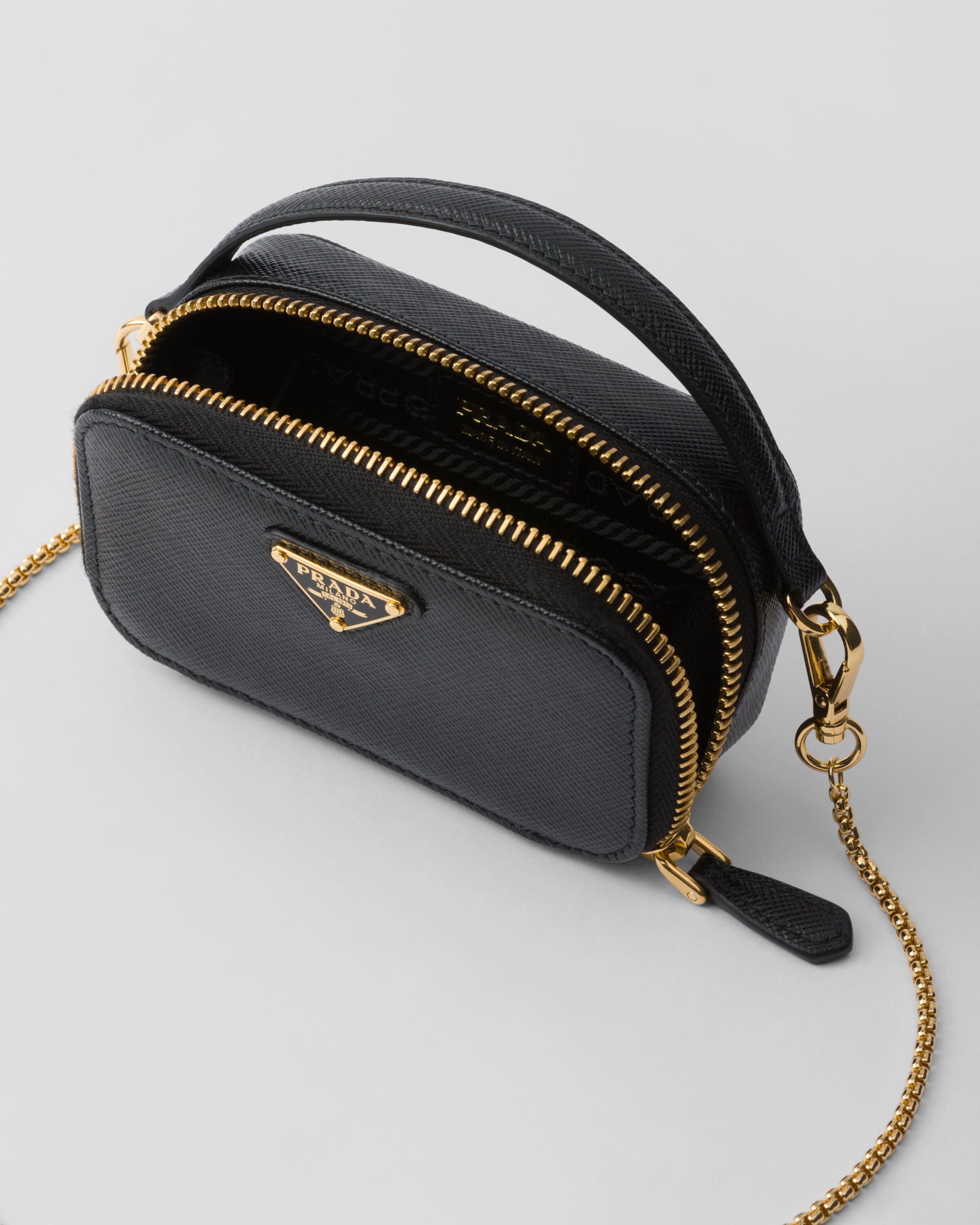 Prada brand purse 2025