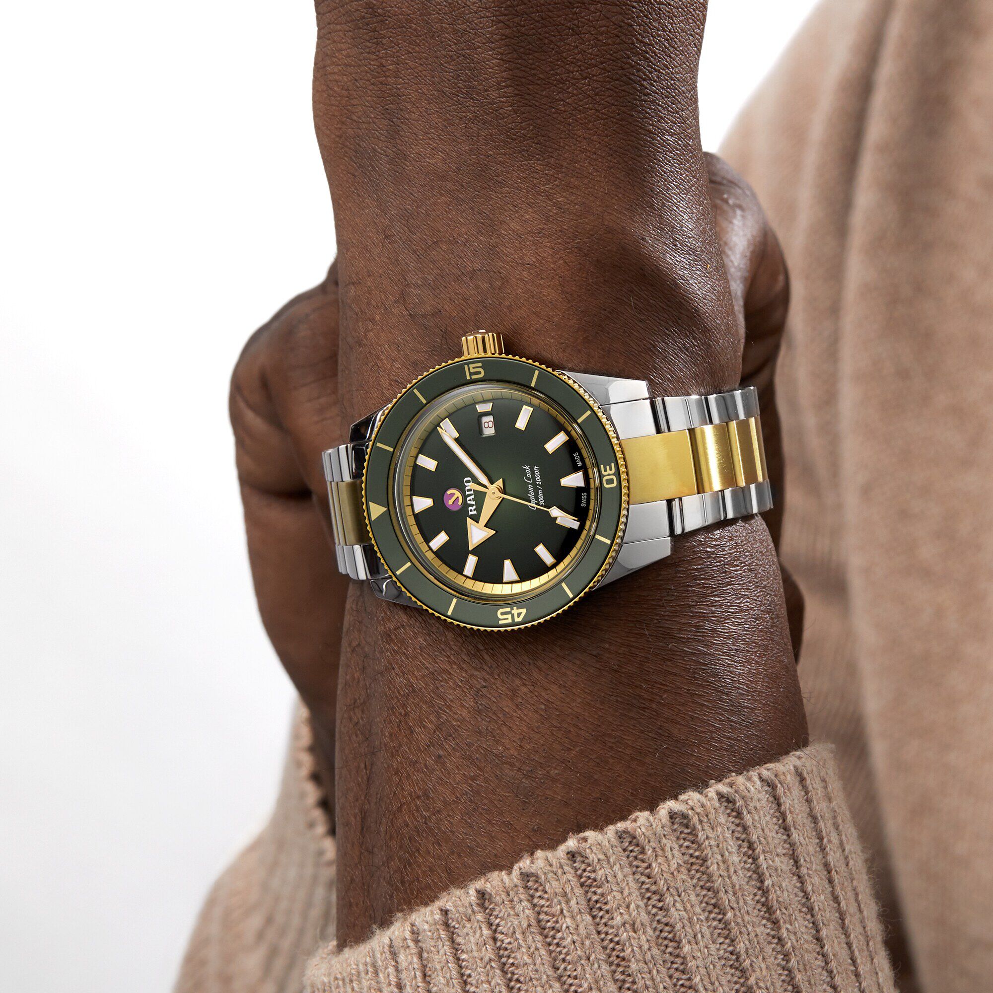Captain Cook 42mm Mens Watch Green