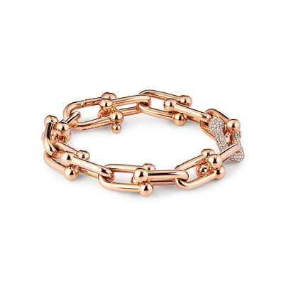 Tiffany City HardWear link bracelet in 18k rose gold with diamonds, medium, , hi-res