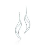 Elsa Peretti® Wave earrings in sterling silver, small.