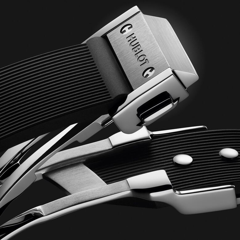 Classic Fusion Titanium 33mm Watch Black, , hi-res