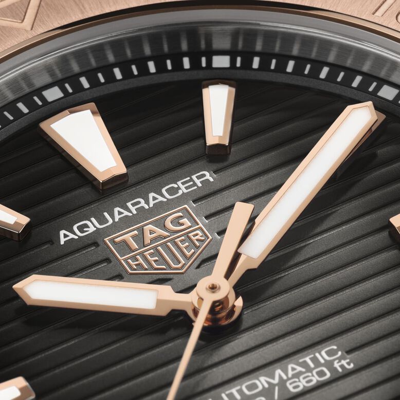 Aquaracer Professional 200 40mm Mens Watch Black, , hi-res