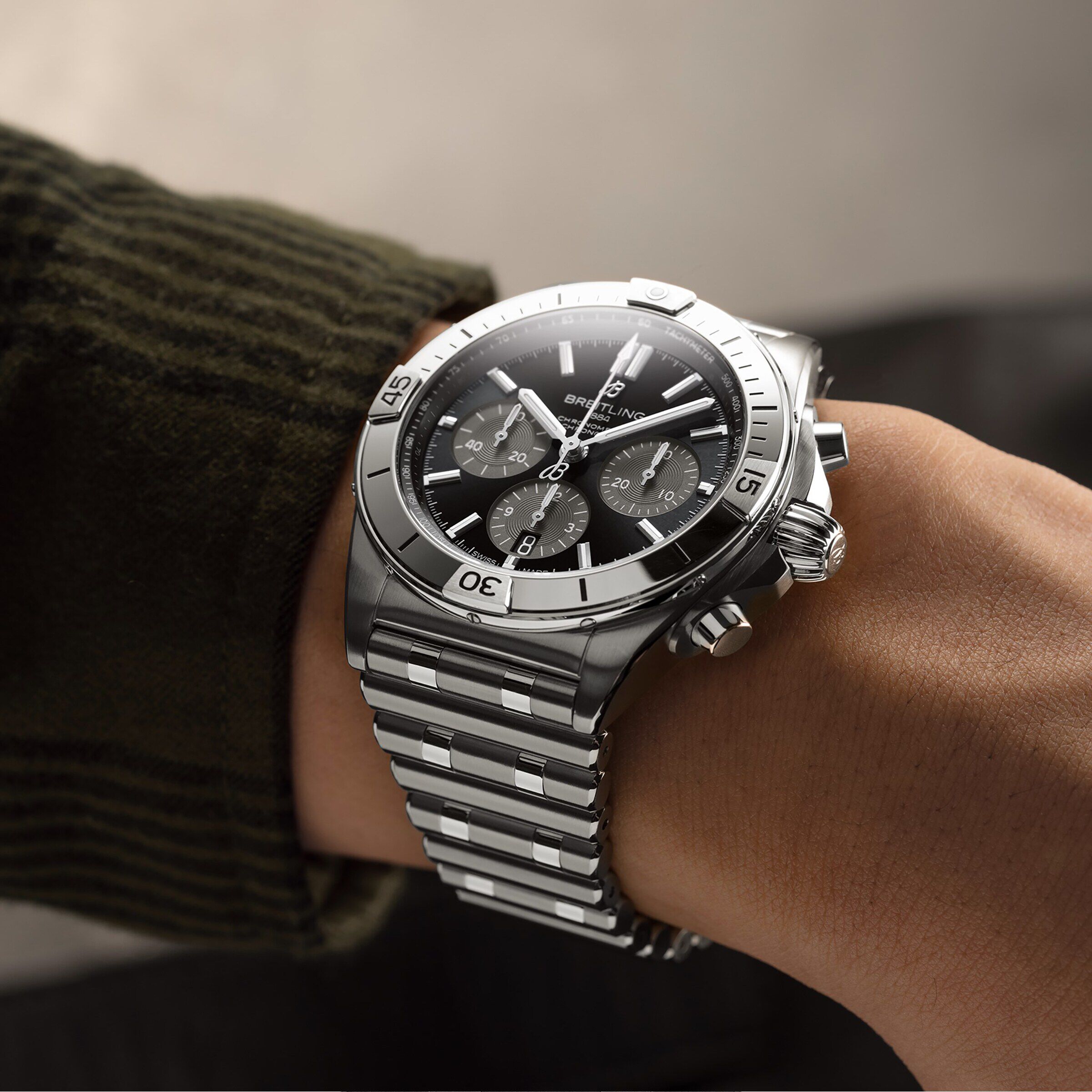 Breitling chronomat bo1 store