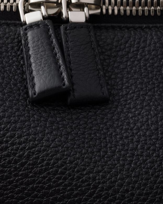 Large leather shoulder bag, , hi-res