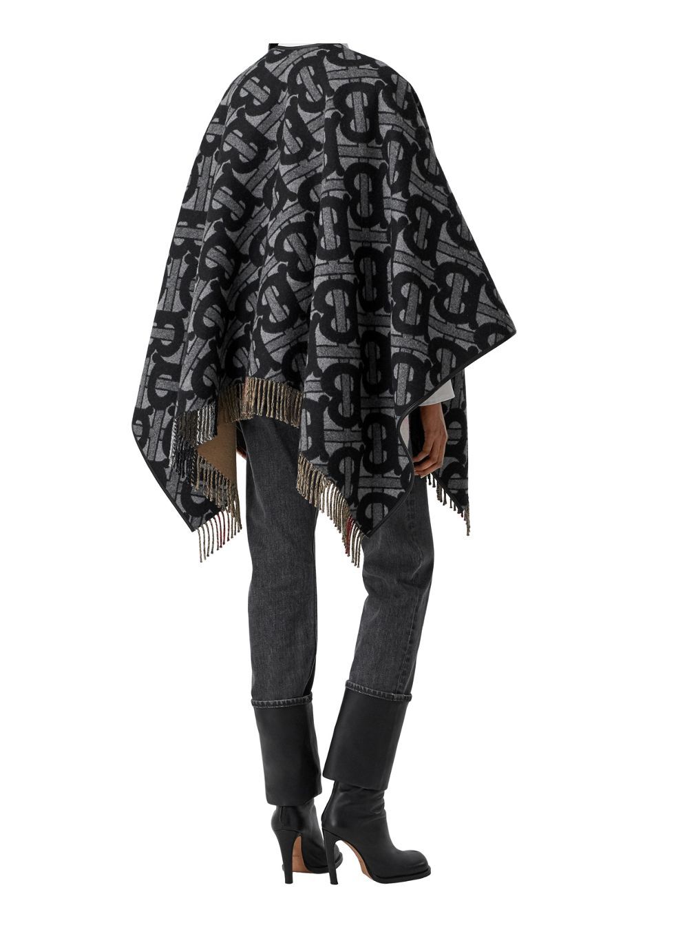 Burberry 2025 monogrammed cape