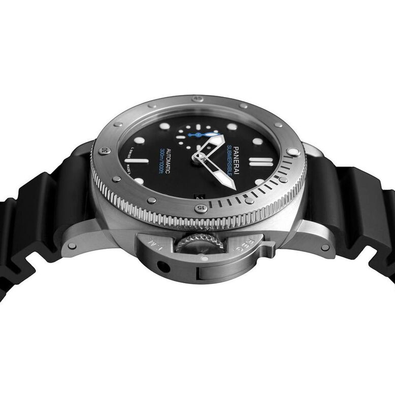 Submersible QuarantaQuattro 44mm Mens Watch - Interchangeable Strap, , hi-res