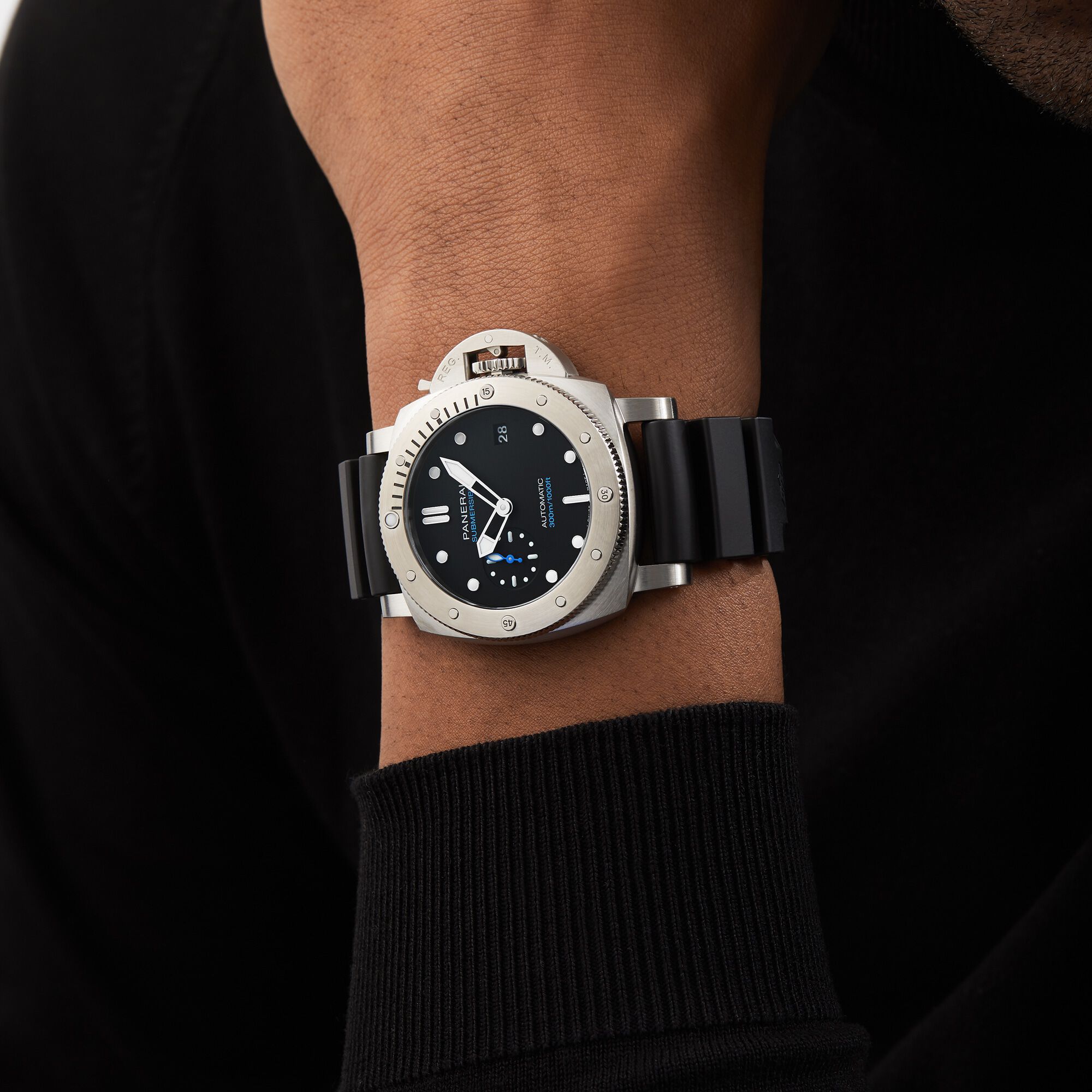 Submersible 42mm deals