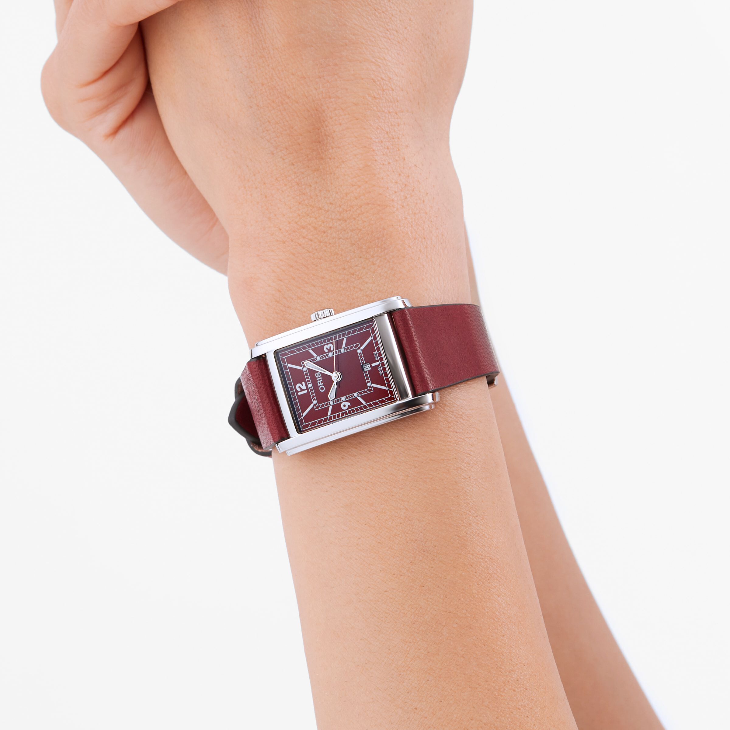 Burberry store watch bordeaux