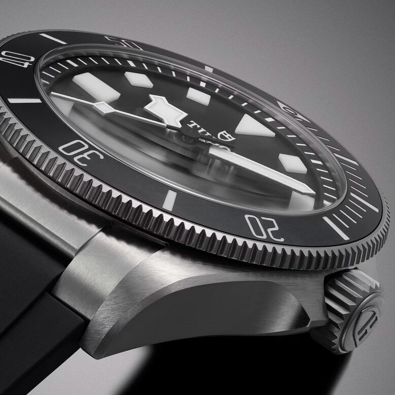 Pelagos Ultra Unidirectional Rotating Bezel Titanium Bracelet, , hi-res