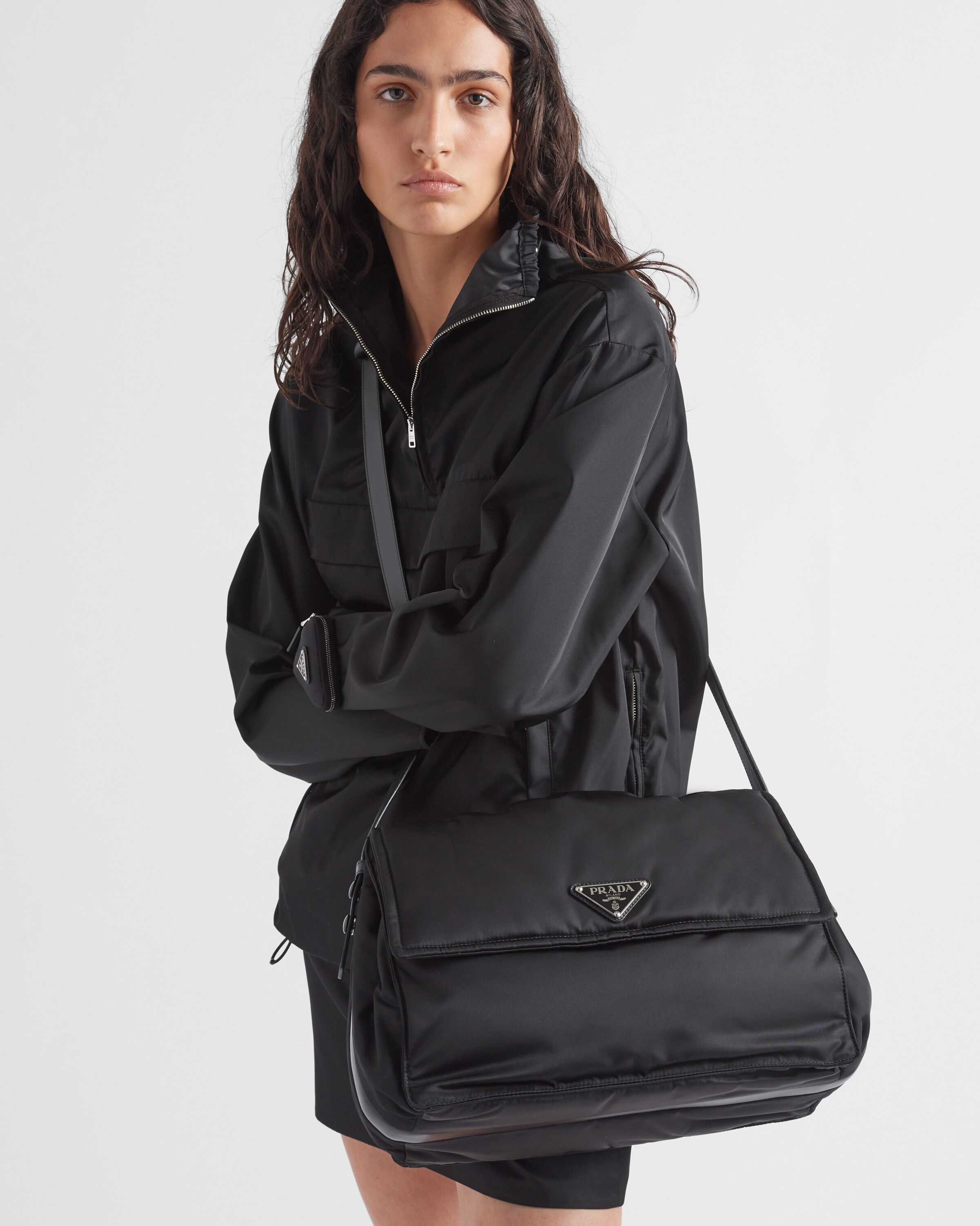 Re Nylon large padded shoulder bag