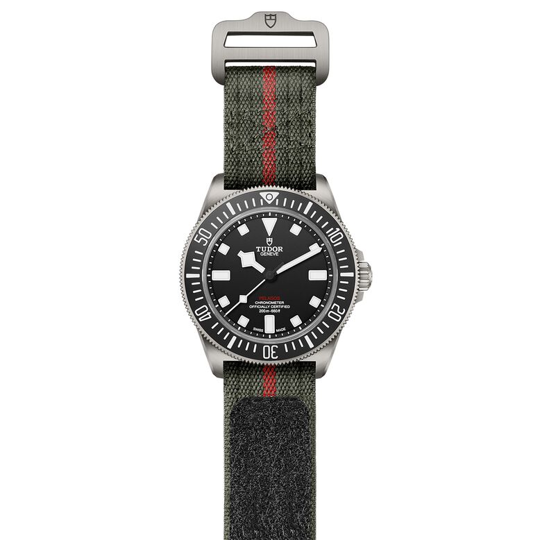 Pelagos FXD Manufacture Calibre MT5602 42mm Titanium Case Green Fabric Strap, , hi-res