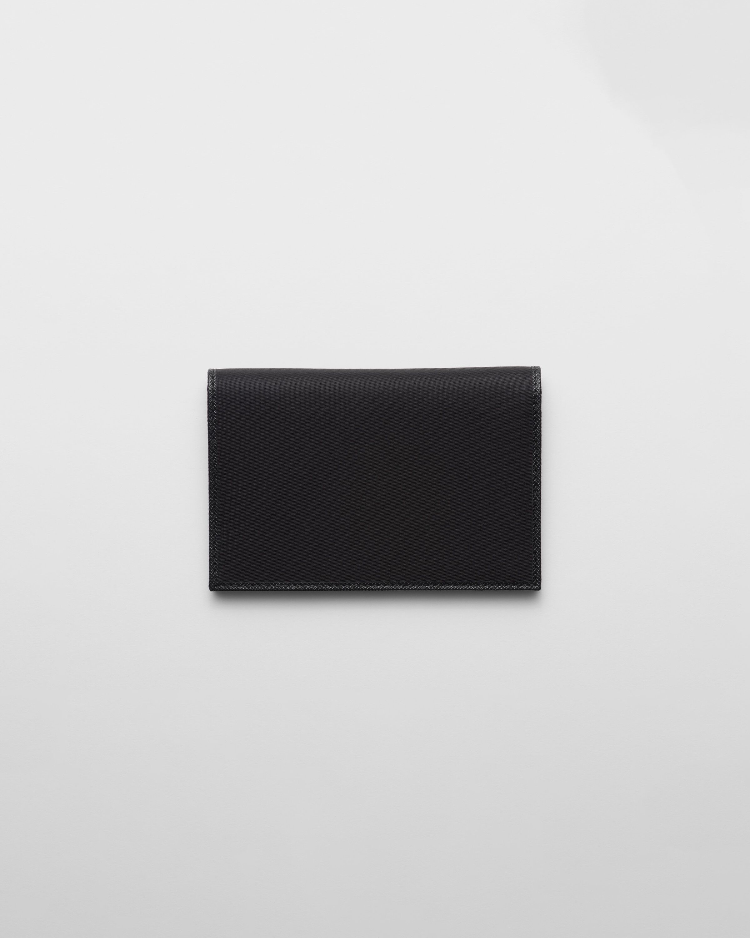 Re Nylon and Saffiano leather passport holder