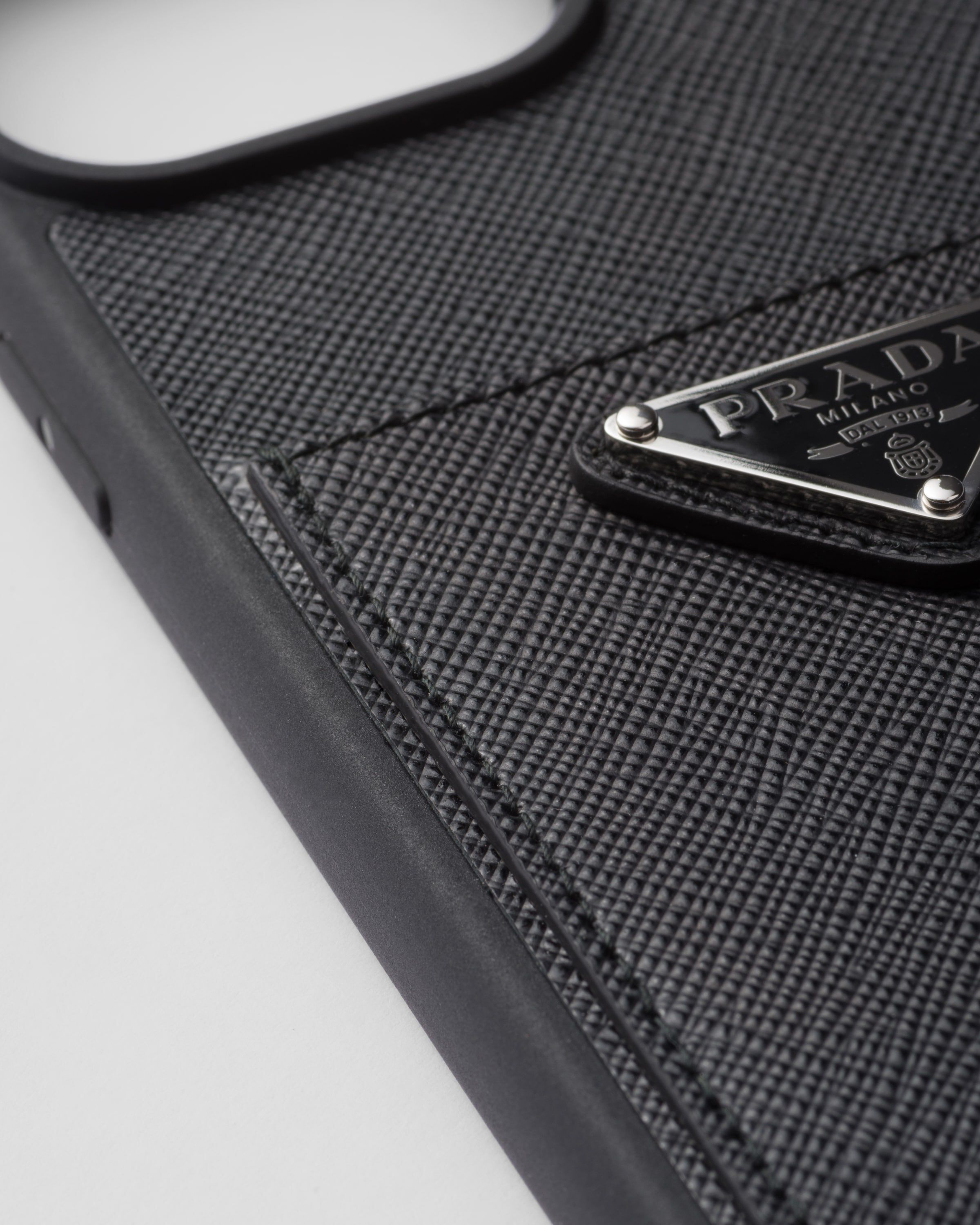 Prada iphone x online