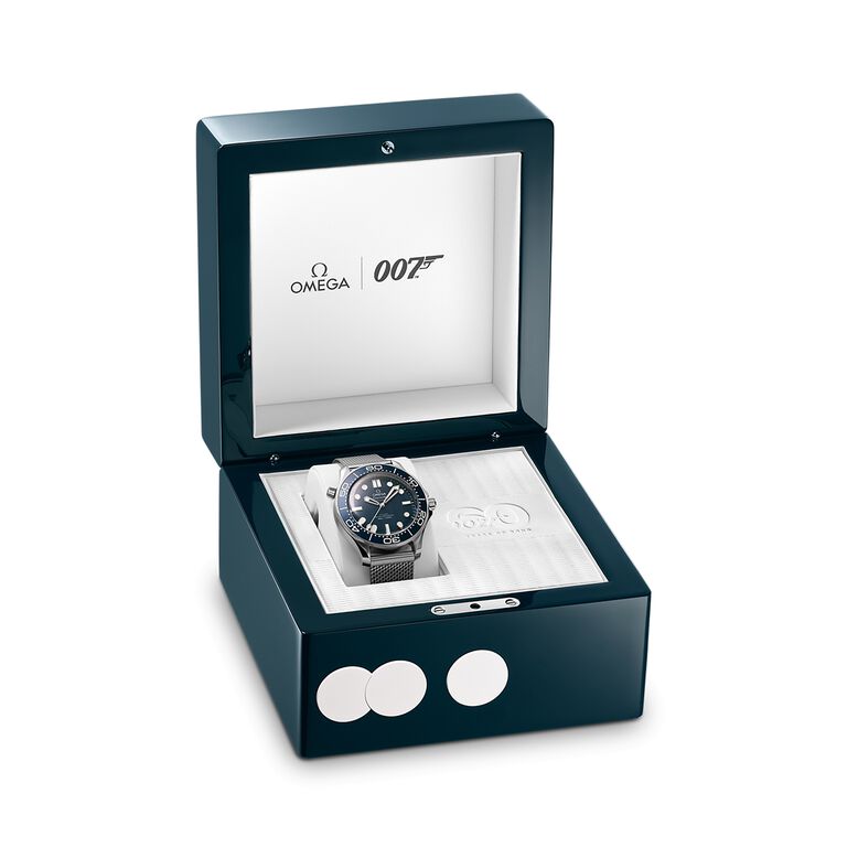 James Bond 007 60th Anniversary Seamaster Diver 300m Co-Axial Master Chronometer 42mm, , hi-res