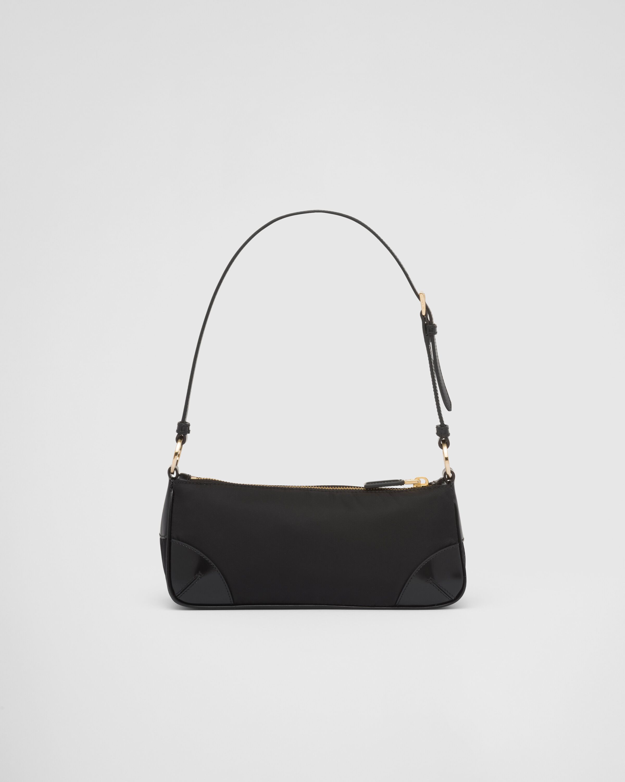 【国内即発】PRADA Re-Edition 2002 Re-Nylon x 1BC201 F0F24 国内即発】PRADA Re-Edition 2002 Re-Nylon x 1BC201 F0F24