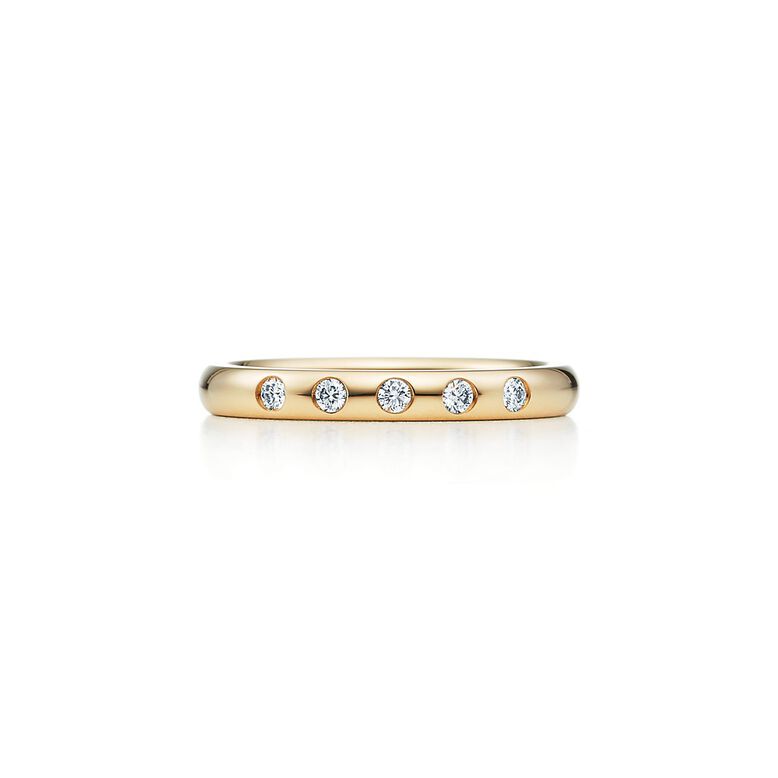 Elsa Peretti&reg; stacking band ring in 18k gold with diamonds. - Size 5 1/2, , hi-res