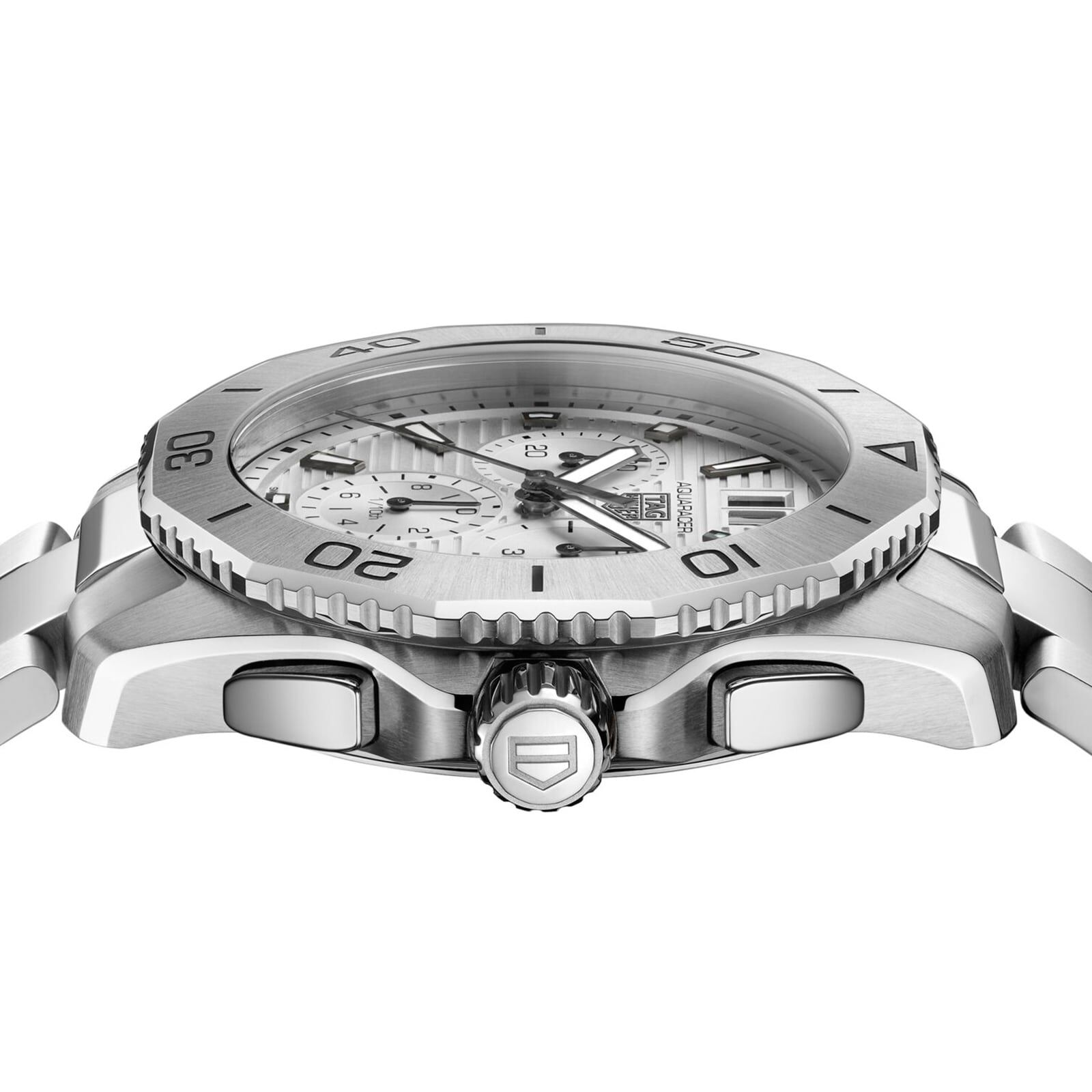 Aquaracer vs hydroconquest sales