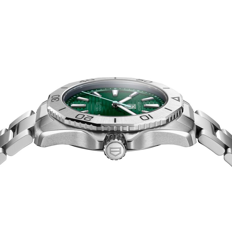 Aquaracer Professional 200 Solargraph 40mm Mens Watch Green, , hi-res