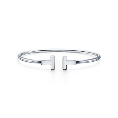Tiffany T wire bracelet in 18k white gold, medium