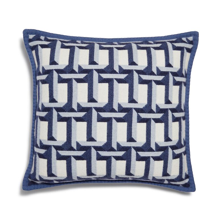 Tiffany T True Cushion in Tanzanite-coloured Wool and Cashmere, , hi-res