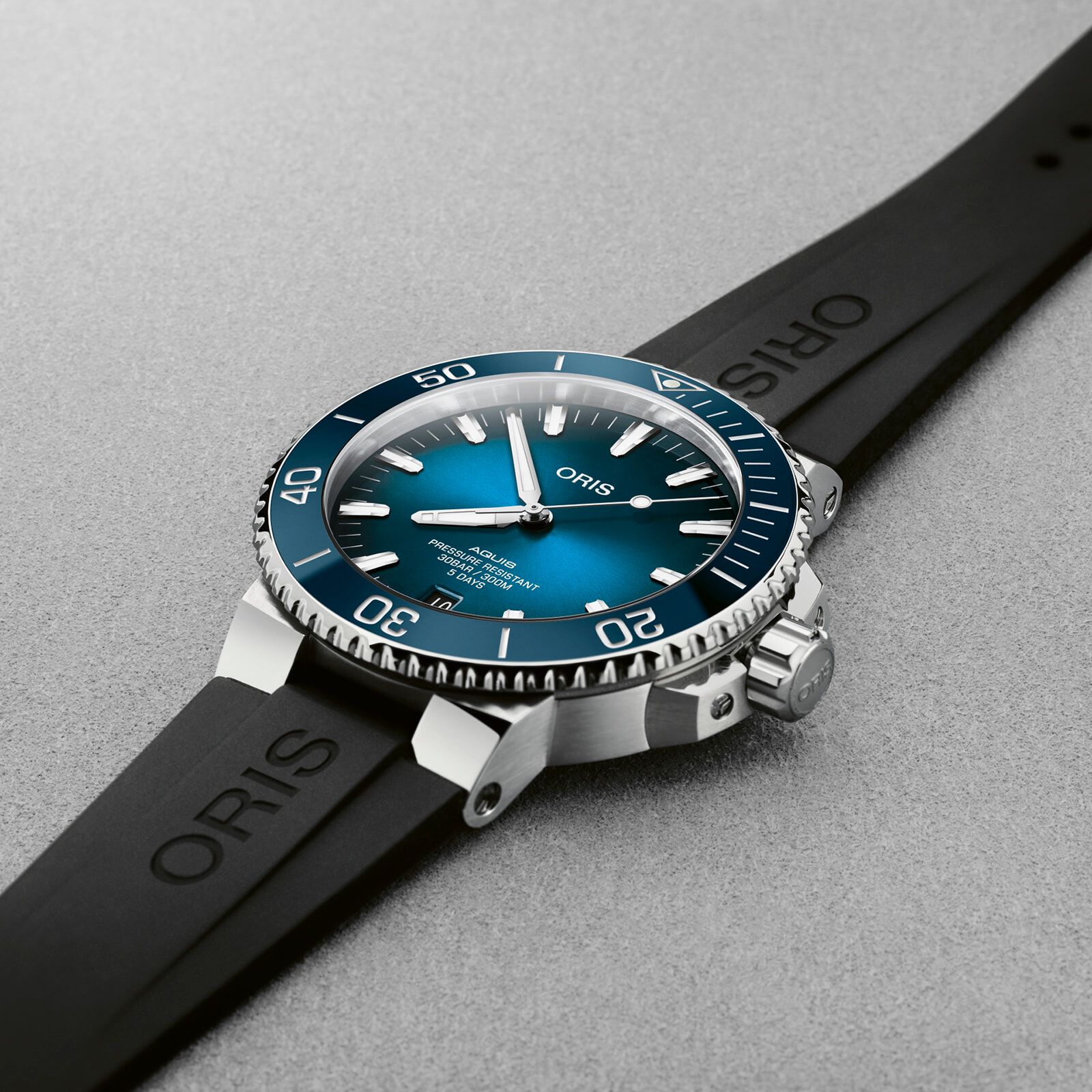 Aquis Diver 43.5mm Mens Watch